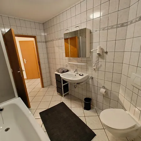 Zeihaeaenger Stubb - 23 * Schwalmstadt
